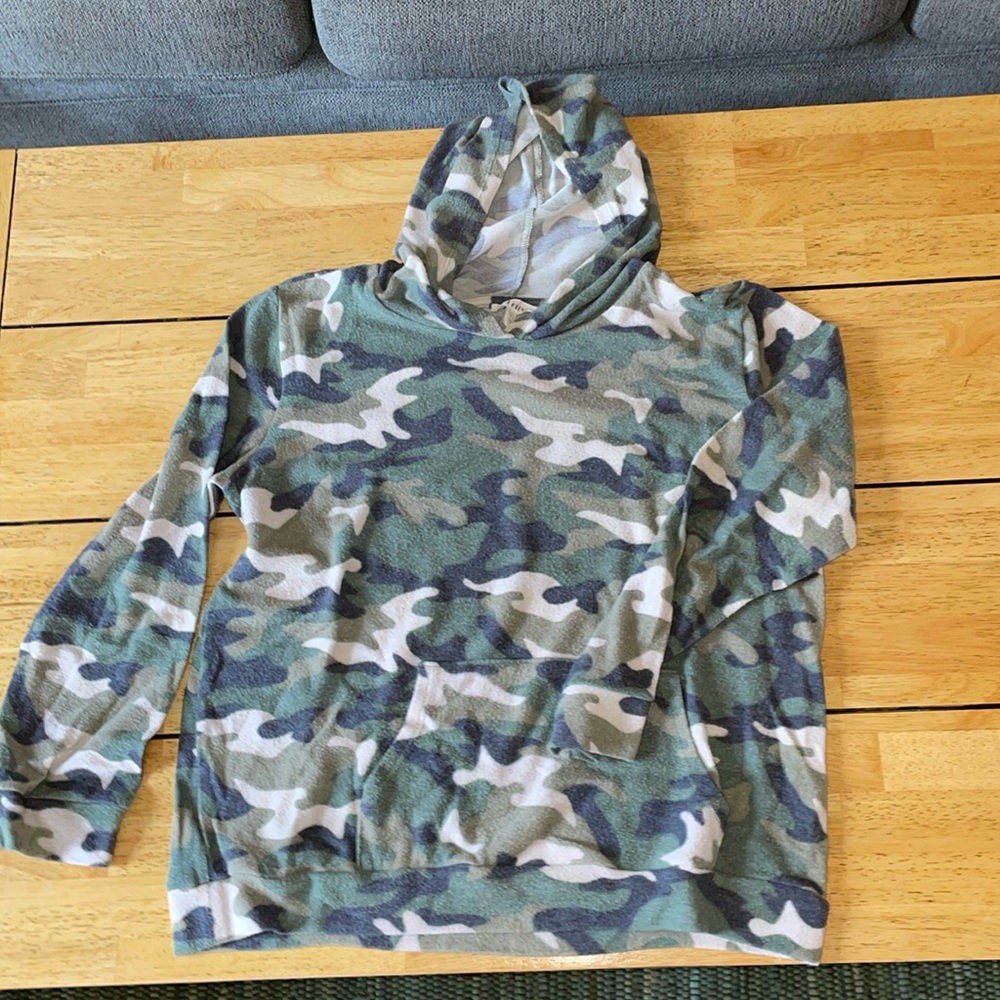 Crown of Hearts Stitchfix Girls Hoodie Cozy Sweatshirt Super Soft XXL